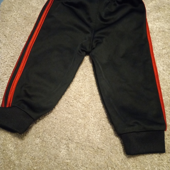 ****Black & Red boys Adidas Jogging Pants**** - Picture 2 of 3